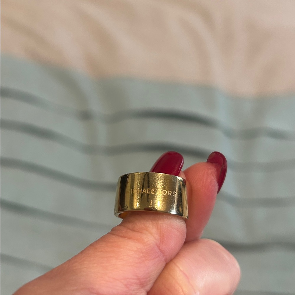 Gold michael kors Square Ring - Picture 3 of 4